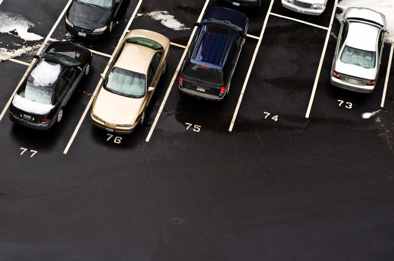 Asphalt Parking Lot Sealing in Tampa, FL