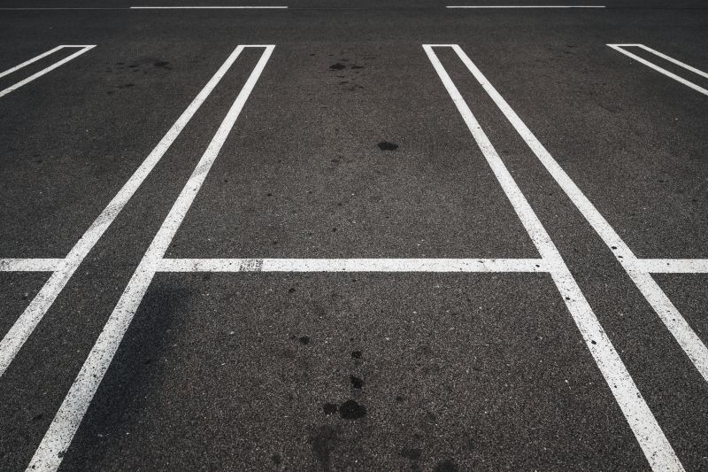 Asphalt Parking Lot Sealing in Tampa, FL